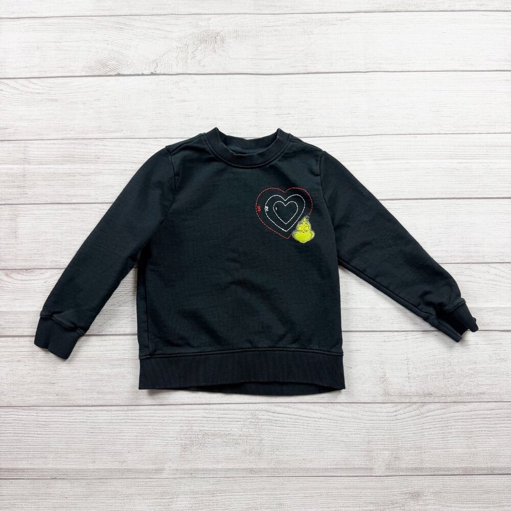 Hanna Andersson The Grinch Embroidered Heart Crewneck